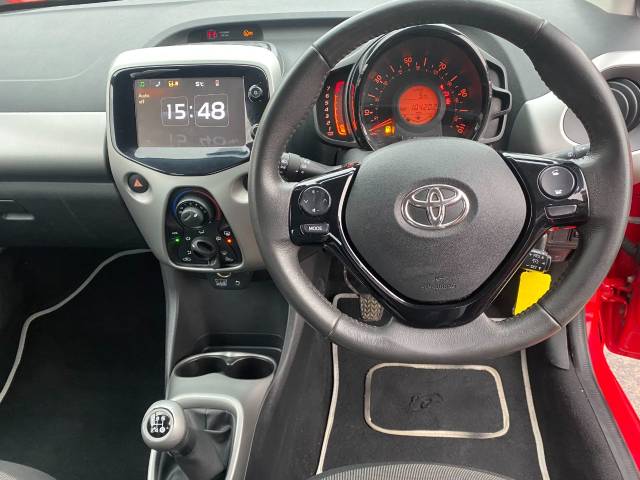 2015 Toyota Aygo 1.0 VVT-i X-Play 5dr